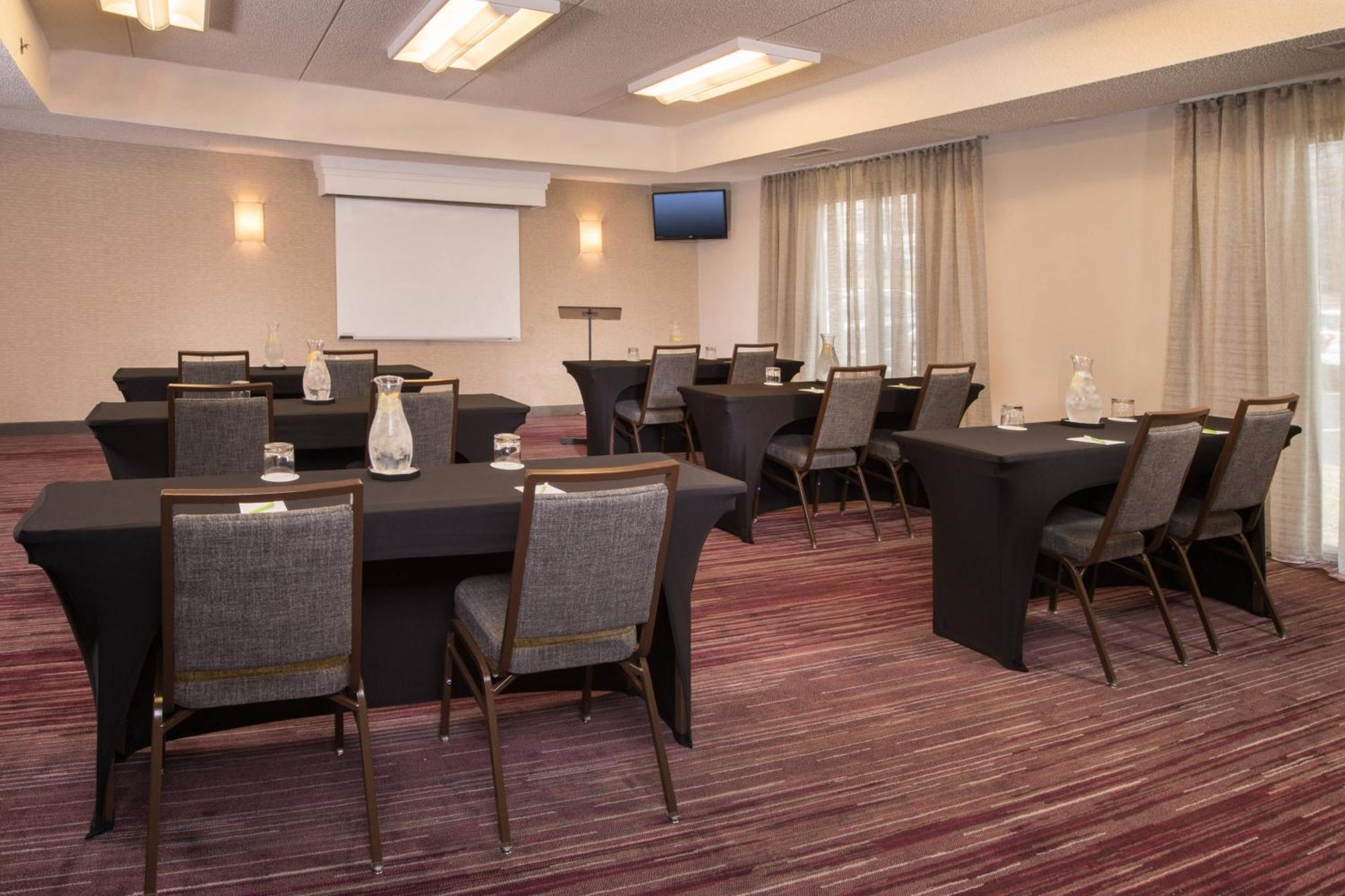 Hotel Courtyard By Marriott Dulles Airport Chantilly