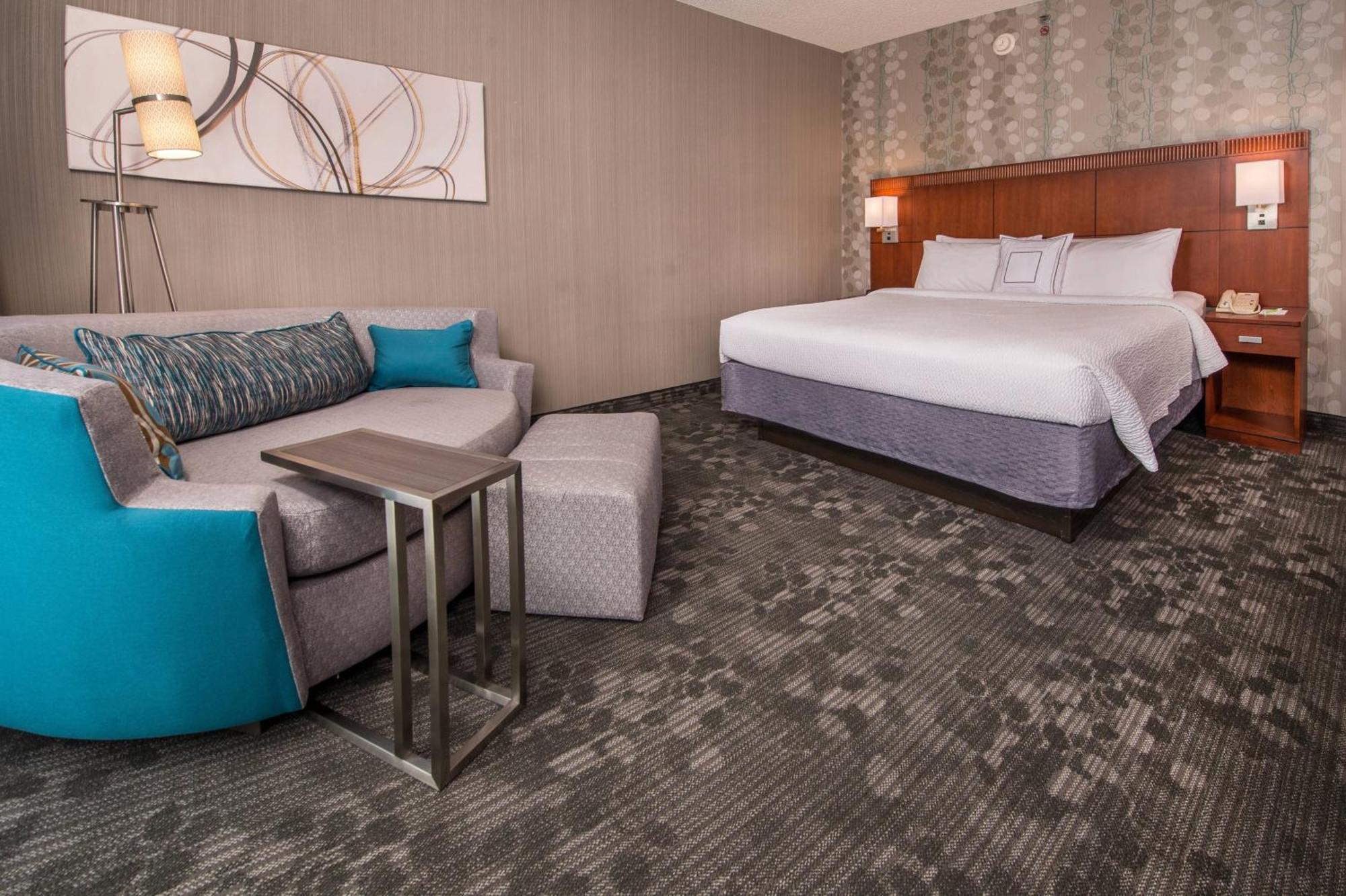 Hotel Courtyard By Marriott Dulles Airport