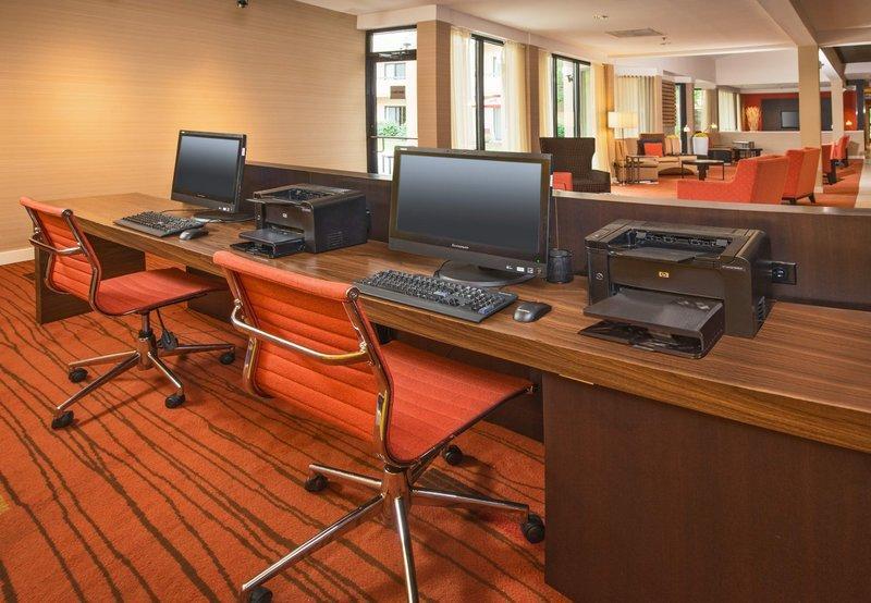 Hotel Courtyard By Marriott Dulles Airport